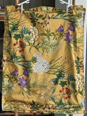 Company Store.  Pair Sateen Sham. Standard